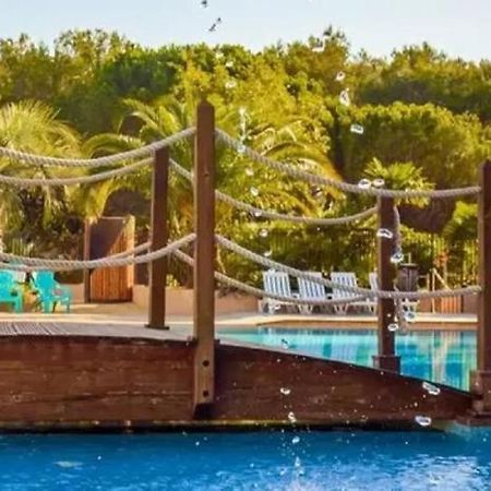 Chalets Met Buitenkeuken Op Camping Lei Suves - Joycasa Roquebrune-sur Argens Exteriör bild