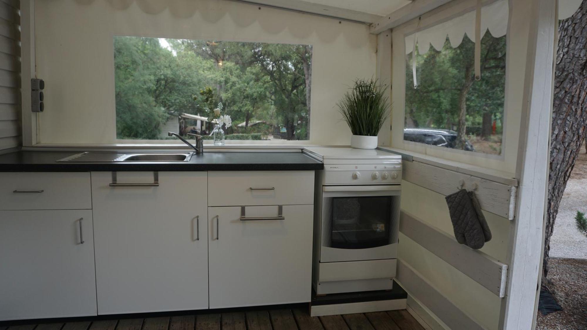 Chalets Met Buitenkeuken Op Camping Lei Suves - Joycasa Roquebrune-sur Argens Exteriör bild